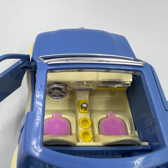 Vintage Lot Polly Pockets Y2K Retro Toys Car Picnic Set Miniature Dolls 2001 - Picture 10 of 13